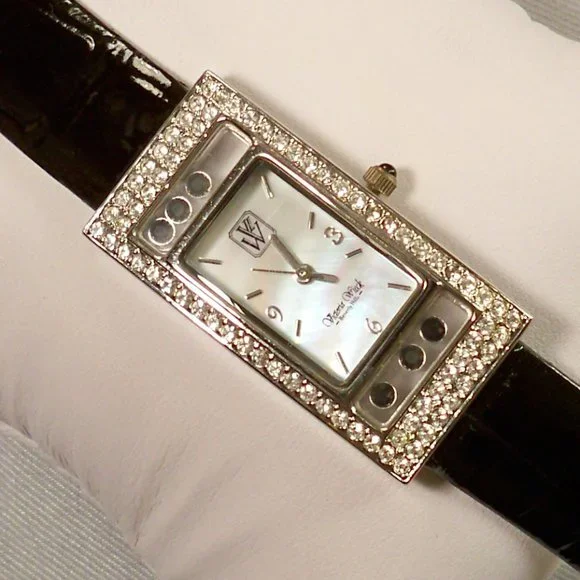 Victoria Wieck | Accessories | New Victoria Wieck Beverly  display picture 1